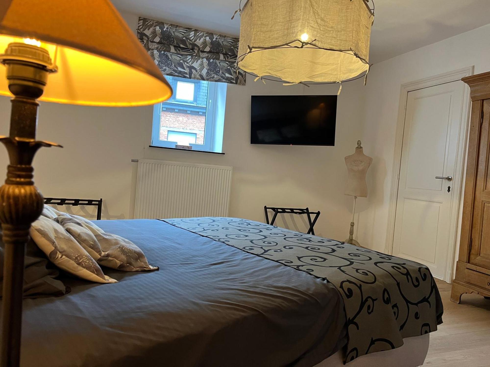 Les Terrasses De Sax Bed & Breakfast Dinant Oda fotoğraf